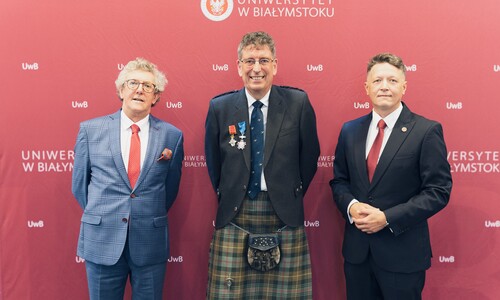 Uroczystość nadania tytułu doktora honoris causa Uniwersytetu w Białymstoku Robertowi I. Frostowi