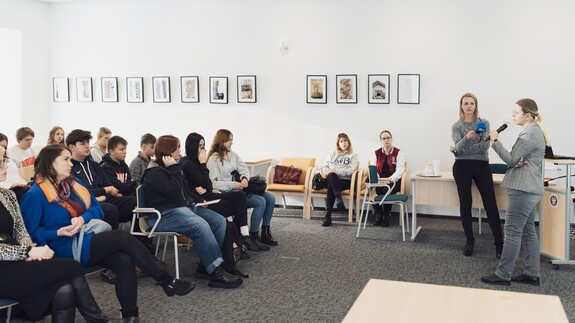 konferencja w bibliotece uniwersyteckiej