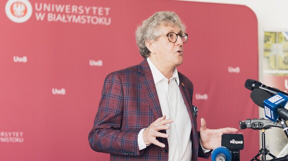 prof. dr hab. Cezary Kuklo