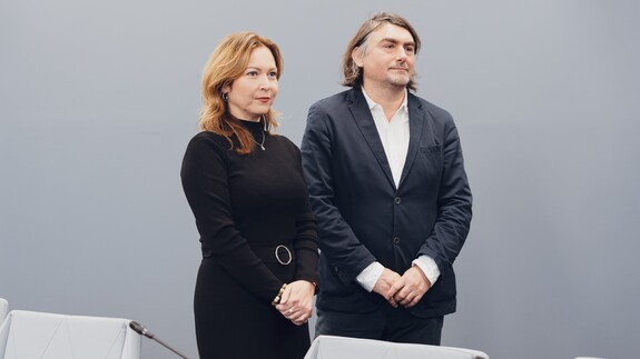  prof. Elżbieta Kużelewska i dr hab. Adam Bartnicki, prof. UwB