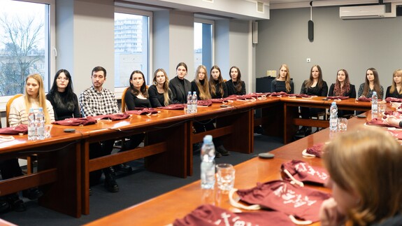 Studenci filologii angielskiej na UwB przetłumaczyli filmy  - zdjęcie ze spotkania