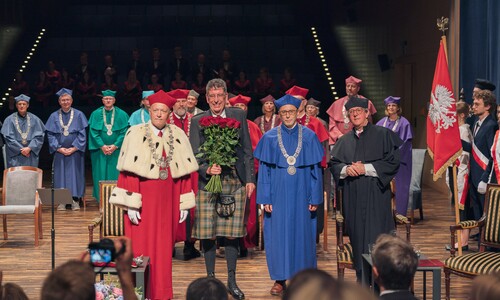 Uroczystość nadania tytułu doktora honoris causa Uniwersytetu w Białymstoku Robertowi I. Frostowi